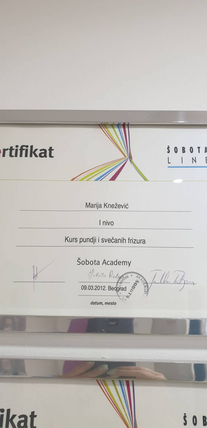 Frizersko - kozmetički salon Crystal Hair